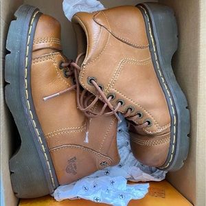 Dr. Martens Yolanda Boots